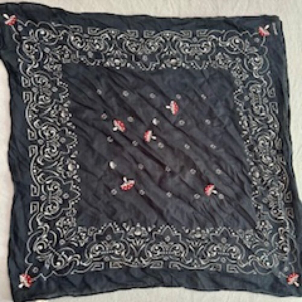 Madewell bandana classic navy blue cotton embroidered mushroom 🍄 so cute